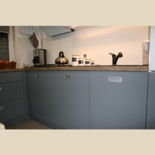 L-shaped kitchen lower cabinets